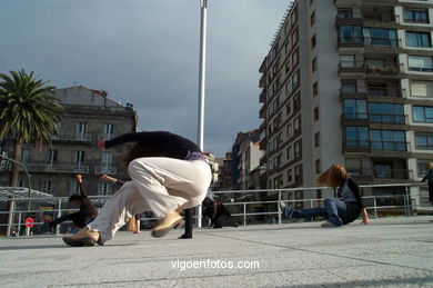 Dance in the street - Tutu Dances.