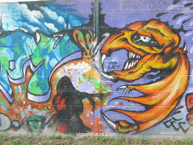 Graffiti en el paseo del r�o Lagares. 
