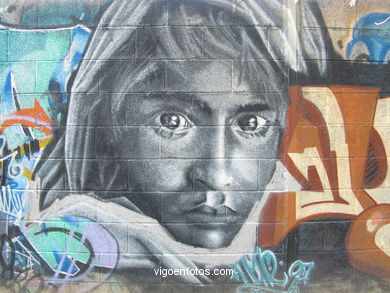 Graffiti en el paseo del r�o Lagares. 