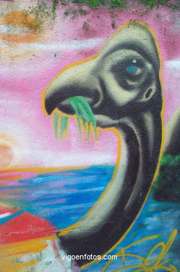 Graffiti en muro (detr�s colegio Maristas). 