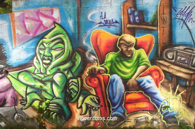 Graffiti en muro (detr�s colegio Maristas). 