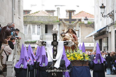 Procesi�n de Semana Santa 2008. Procesi�n del Santo Entierro de Viernes Santo.  Vigo (21/03/2008). 