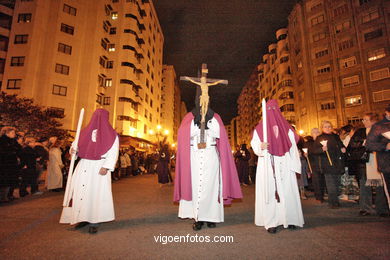 Procesión de Semana Santa 2008. Procesión de la Virgen de la Soledad de Viernes Santo. Vigo (21/03/2008).