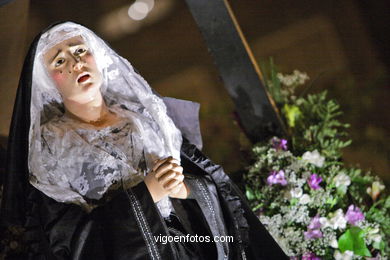 Procesión de Semana Santa 2008. Procesión de la Virgen de la Soledad de Viernes Santo. Vigo (21/03/2008).
