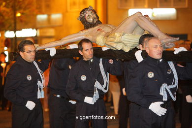 Procesión de Semana Santa 2008. Procesión de la Virgen de la Soledad de Viernes Santo. Vigo (21/03/2008).