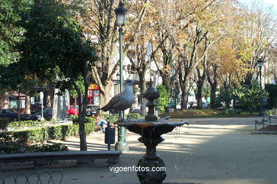 La Alameda (Plaza de Compostela) (Vigo)
- (Ver mapa).