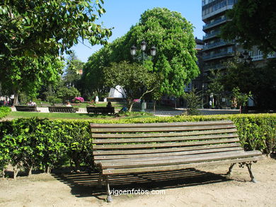 La Alameda (Plaza de Compostela) (Vigo).