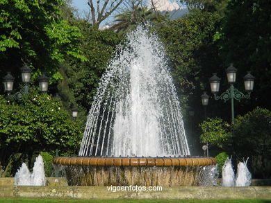 La Alameda (Plaza de Compostela) (Vigo)
- (Ver mapa).