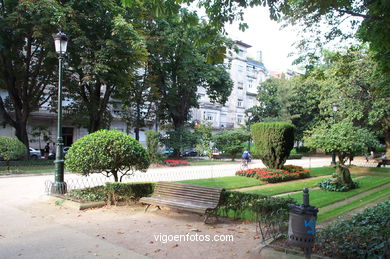 La Alameda (Plaza de Compostela) (Vigo).