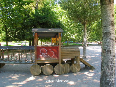 Parque infantil del parque de Castrelos (Vigo). 