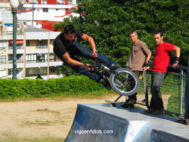 Bicycles and skate park (Vigo).