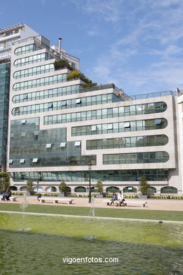 Jardines de la plaza de Portugal. 