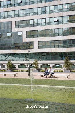Portugal square
(Others parks and gardens)
. 