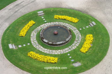 Jardines de acceso del Museo-Pazo Quiñones de León (Vigo).