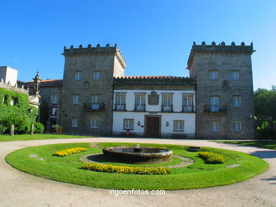 Gardens of entrance -Pazo Quiñones de León (Vigo).