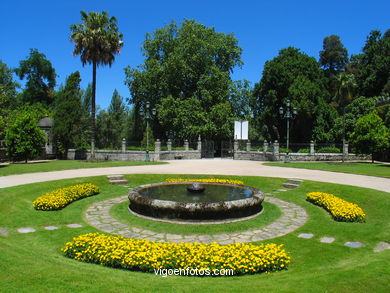 Gardens of entrance -Pazo Quiñones de León (Vigo).