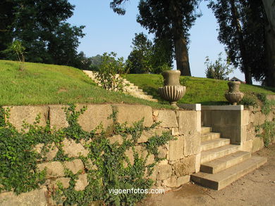 Jard�nes posteriores del Museo-Pazo Qui�ones de Le�n (Vigo). 