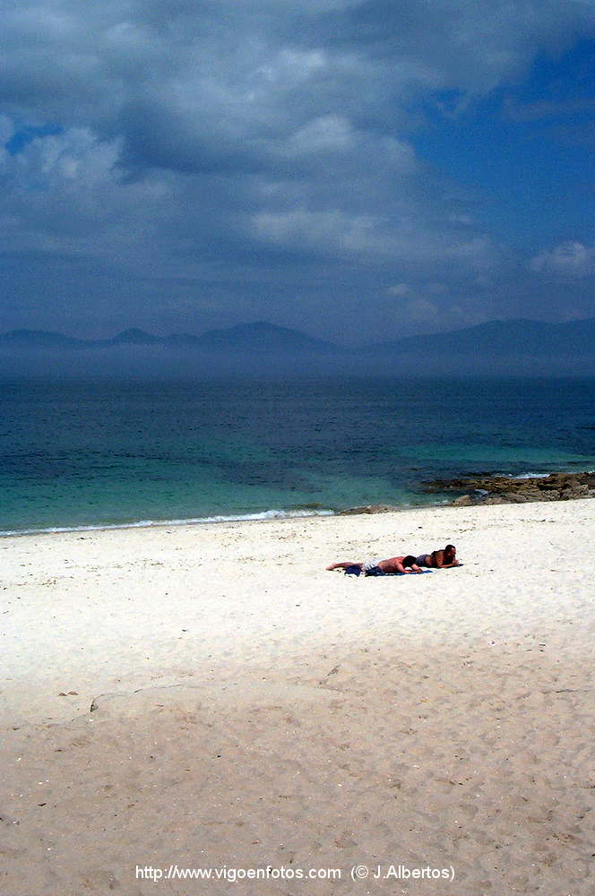 PHOTOS OF BALUARTE BEACH - VIGO - SPAIN - VIGO BAY. GALICIA. VISIT ...