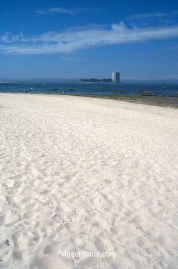 Playa Calzoa (As Barcas). 