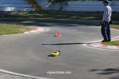 Auto model-making court .