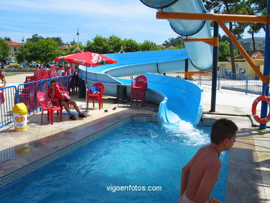 Piscinas de la playa de Samil (Vigo).