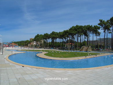 Piscinas de la playa de Samil (Vigo).
