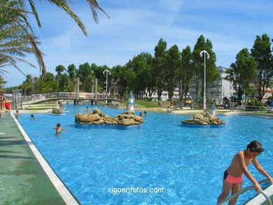 Open-air swinning pool - Samil beach. 