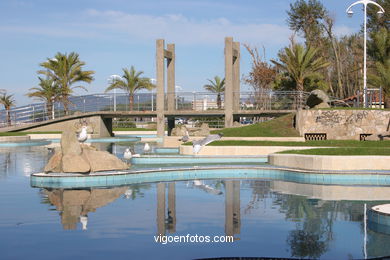 Open-air swinning pool - Samil beach. 