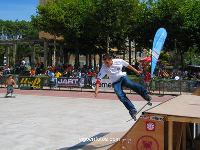 Skating rink . 