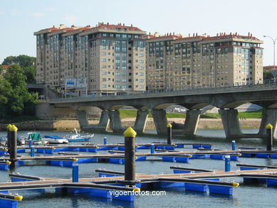 Puerto deportivo en la bah�a de Bouzas. 
