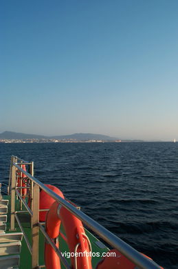Pasajes en la ría.