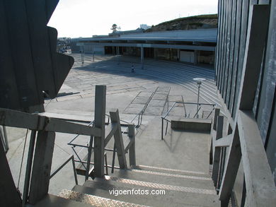Center of classrooms
(Auxiliary buildings)

-  (Map location). 