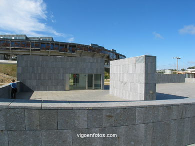 Biblioteca central
- (Map location).