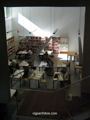 Biblioteca central. 