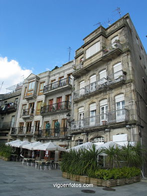 Soportales del Berb�s
(El casco viejo de Vigo)
. 