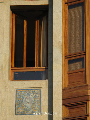 Edificio Jos� Pastoriza  - Manuel G�mez Rom�n (1922) (PASEO ALFONSO XII)
-  (Map location). 