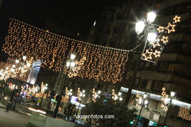 Vigo en Navidad. Iluminaci�n navide�a en las calles de Vigo.. 