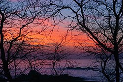 �_ltima puesta de sol del a�o 2004