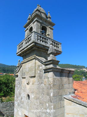Iglesia de San Pedro de Domaio - Moa�a. 