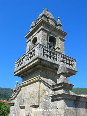 Iglesia de San Pedro de Domaio. 