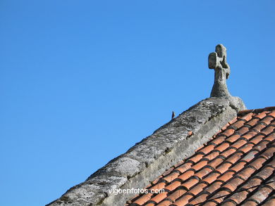 Iglesia Rom�nica de Tir�n - Moa�a. 