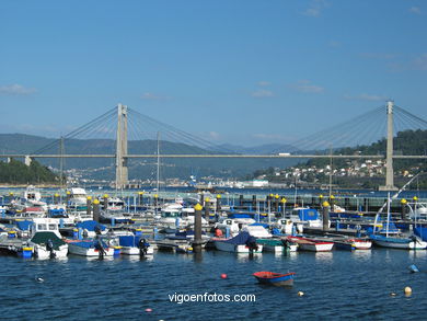 Puerto deportivo Domaio - Moa�a. 