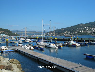 Puerto deportivo Domaio - Moa�a. 