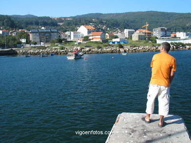 Puerto de Domaio - Moa�a. 