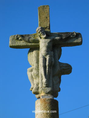 Iglesia de Camos. 