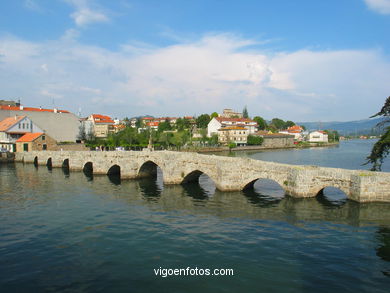 Puente rom�nico da Ramallosa. 