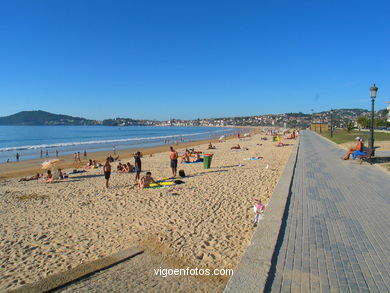 Paseo de playa Am�rica - Nigr�n. 