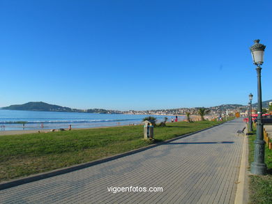 Paseo de playa Am�rica - Nigr�n. 