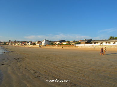 Playa de Panx�n - Nigr�n. 
