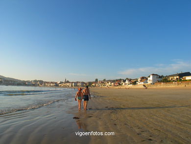 Playa de Panx�n - Nigr�n. 